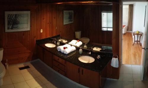 Church and Wellesley House | Margie Townhome Suites