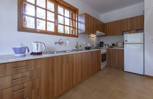 Melissopetra House | Maria Apartments