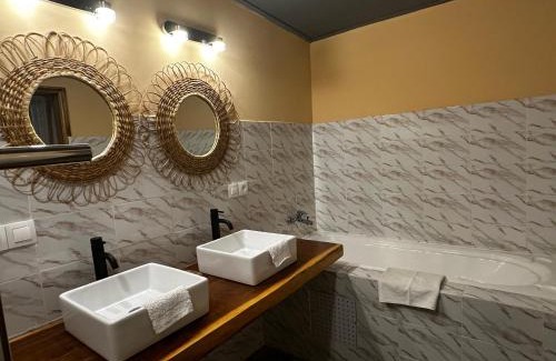 Mbodiene Cabin | Mariama Lodge