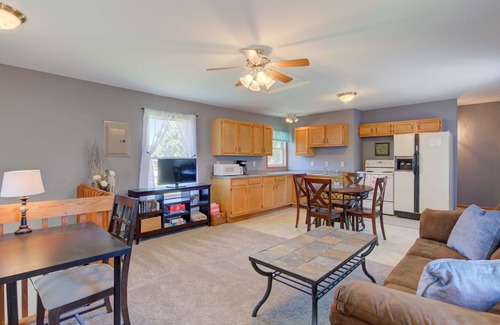 Lake City Apartment | Marigold Apartment - Cute Loft 5 Minutes to Marina