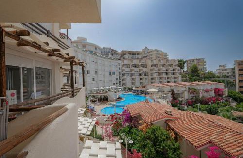 Sarande Apartment | Marin Bougainville Apartament