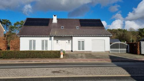 Houthalen Bed & Breakfast | MARINA