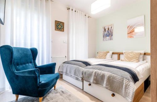 Ilawa Apartment | Marina Ilavia - przy jeziorze, ogródek, garaż podziemny, winda, klimatyzacja, 2xTV z Netflix