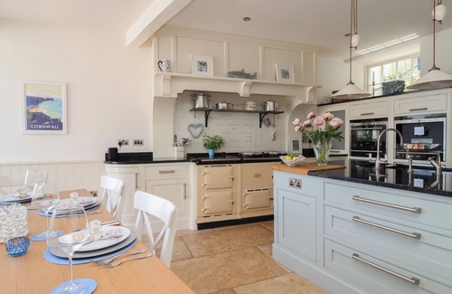 Cawsand House | MARINA, luxury holiday cottage in Cawsand