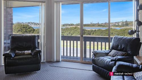 Bermagui House | Marina Townhouse Unit 1 Walk to beach Bermagui