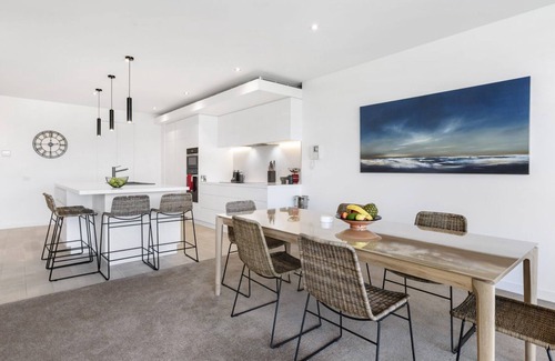 Safety Beach Apartment | MARINA VIEW Mornington