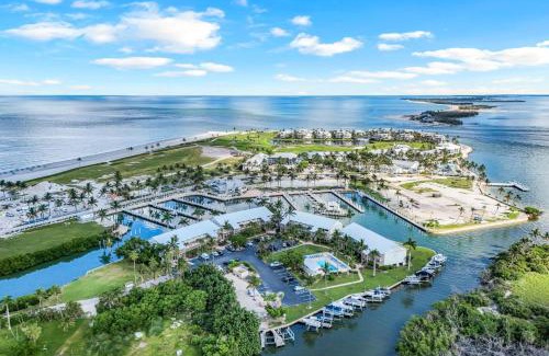 Captiva Apartment | Marina Villa 705