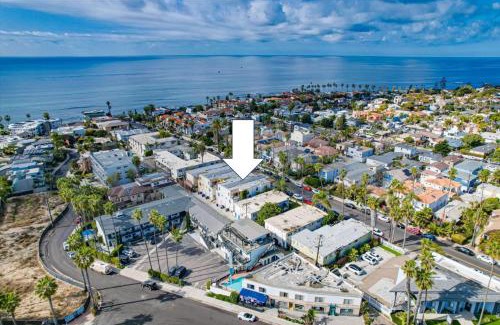 Beach Barber Tract House | Marine Dream BRAND NEW LISTING!