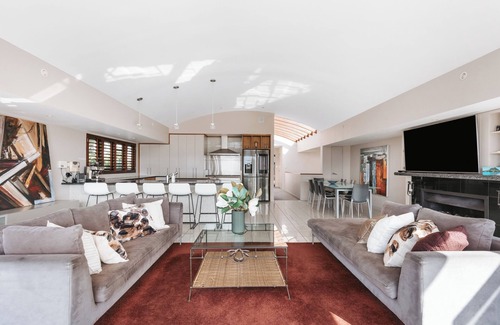 Mount Maunganui House | Marine Manor - Mount Maunganui ~ Beyonder Holiday Homes