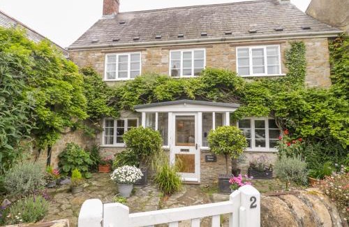 Abbotsbury House | Market House