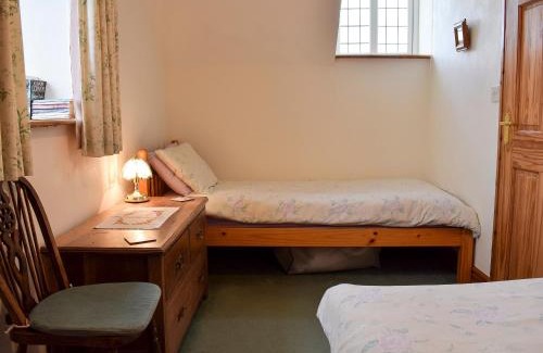 Manordeilo House | Marlais