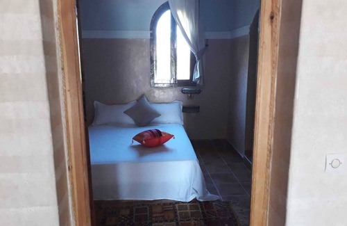 Sidi Abdallah Ghiat House | Marrakech Riad room with mountain and pool view
