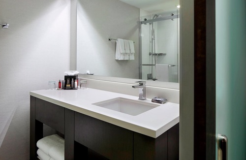 West Chester Hotel | Marriott Cincinnati North