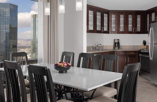 Las Vegas Condo | Marriott Grand Chateau | Three 3BR/3BA Villas
