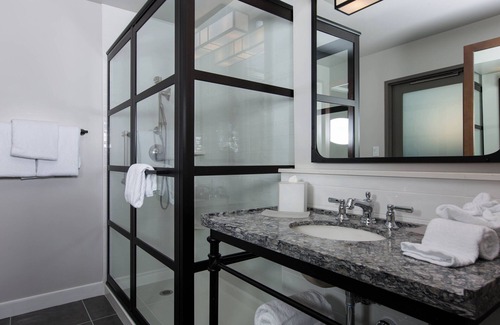 Civic Core Hotel | Marriott Vacation Club®, San Diego