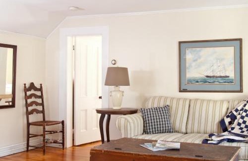 Top of the Hill Hotel | Marshall Slocum Inn