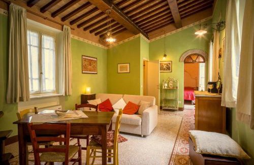 Santa Maria del Giudice Bed & Breakfast | Marta Guest House