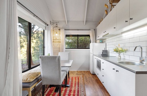 Kangaroo Valley Cabin | Martha's Villa - Panoramic views, Peaceful Location
