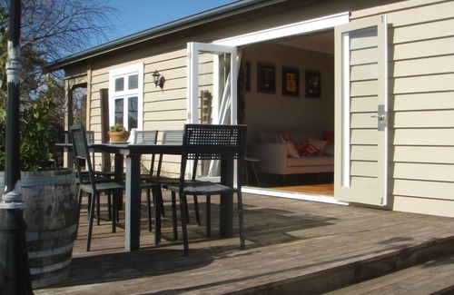 Martinborough Cottage | Martinborough's Quaff Cottage