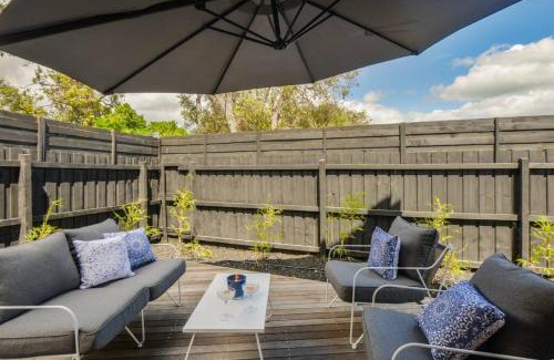 Capel Sound Apartment | Martini Manor