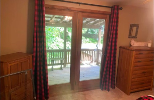 Old Forge Ski Chalet | Marvelous 3-bedroom chalet in Old Forge