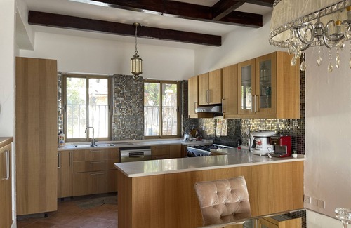 Sahab Villa | Marvelous 4-bedroom villa in Amman with WiFi, AC , Swimming Pool, Outdoor HotTub