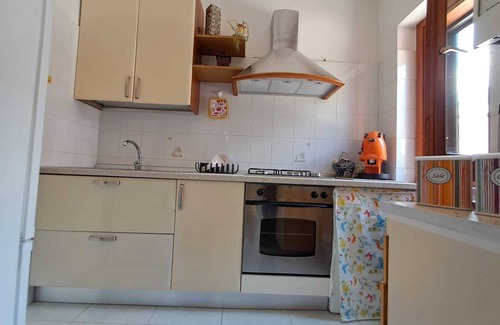 Senerchia House | Mary House