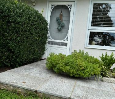 Danbury Apartment | MarYan Spacious Studio Apartment with full kitchen and free wifi