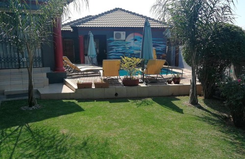 Moses Kotane Bed & Breakfast | Marys BnB