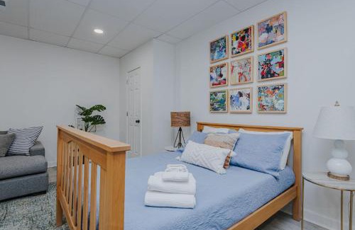 Old Irving Park Apartment | Marys Gatehouse Garden Apartment