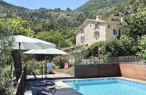 Saint-Ferreol-Trente-Pas House | Mas de Charme - Les Angelettes