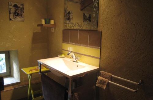 La Capelle-et-Masmolene Bed & Breakfast | Mas du Moutet