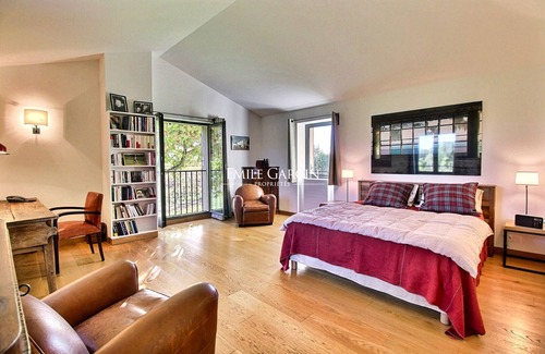 Ansouis Other | Mas for rent in Ansouis (South Luberon) amidst vineyards
