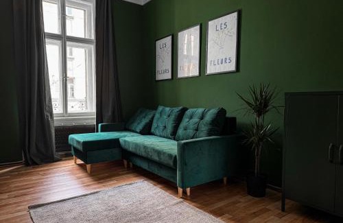 Vinohrady Apartment | Masaryk Lounge