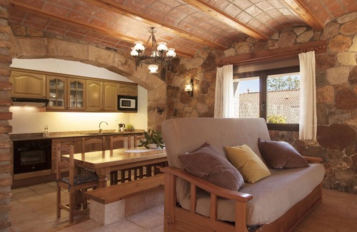 Avinyonet del Penedes Cottage | Masia 40 minutes from Barcelona and 20 minutes from the beaches of Sitges