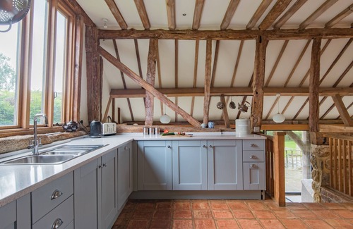 Sheffield Green Apartment | Masketts Barn - sleeps 13 in period barn
