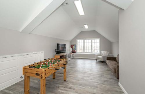 Mason House | Mason Oasis 5 BDR Home Sweet Home Family-Friendly