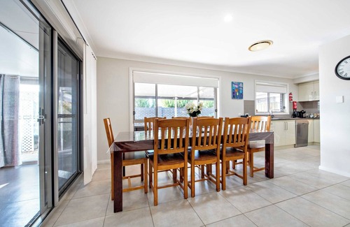 Dubbo Apartment | Mason's Lodge - Family Entertainer, Close to Mall
