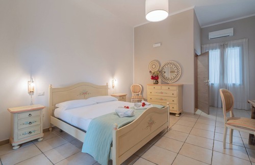 Melendugno Hotel | Masseria San Biagio - Deluxe T/Q 9, Calimera, Italy