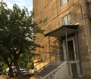 Nor-Nork Apartment | Massiv Apt