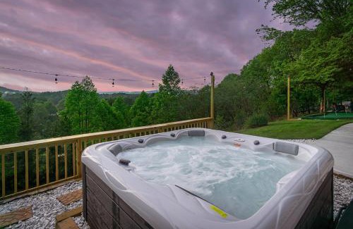 Weaverville House | Massive Asheville Compound A Memorable Experience