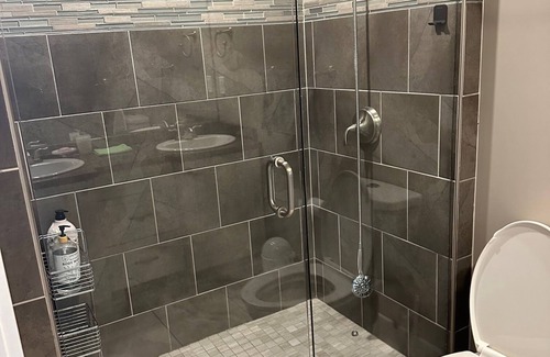 Fort St. John House | Master bedroom (private bathroom)