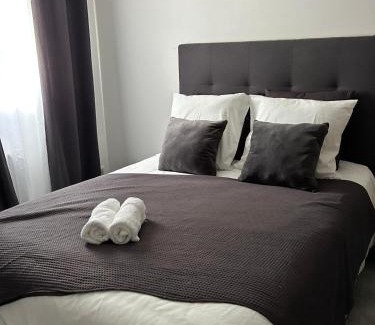 Bazac House | Matignon