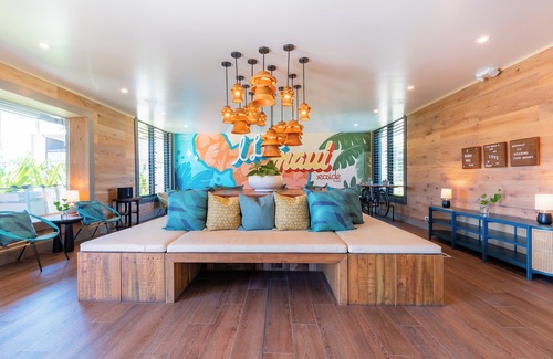 Kahului Hotel | Maui Seaside Hotel