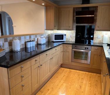 Sewerby Ski Chalet | Max's Woodland Lodge