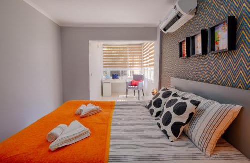 Kaleici Apartment | Maxihomes Near Hadrian Gate & Beach, with Sea Views