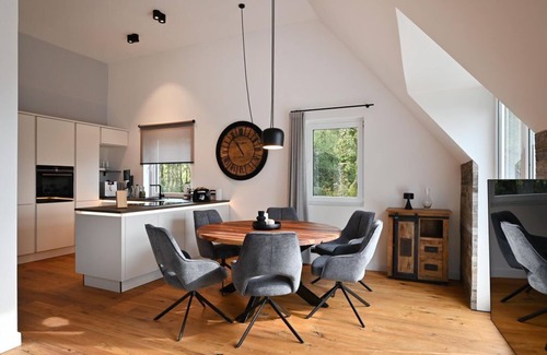 Masburg Apartment | May Chalet - 6-bett-ferienwohnung May Chalet