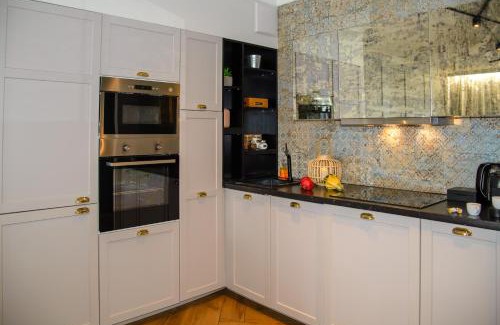 Old Town Apartment | Maya's Flats & Resorts 34 - Chmielna 73
