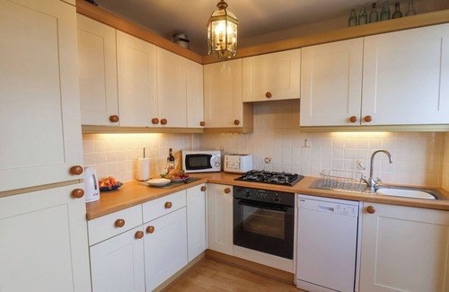 Fylingthorpe Cottage | Maypole Cottage