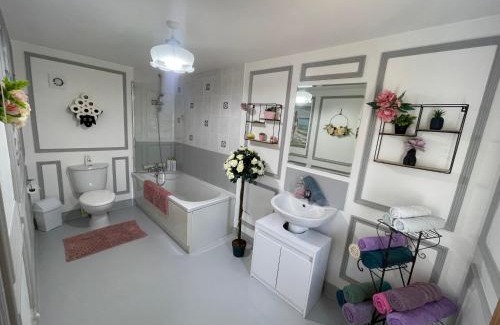 Newry House | Mc Courts Cottage
